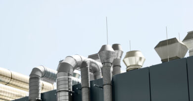 Industrieanlage mit Abluftsystem
