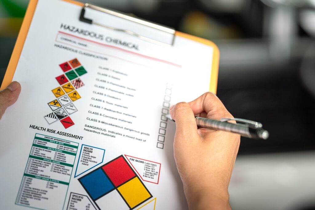 AHL-Tanks Checkliste mit Gefahrstoffklassen